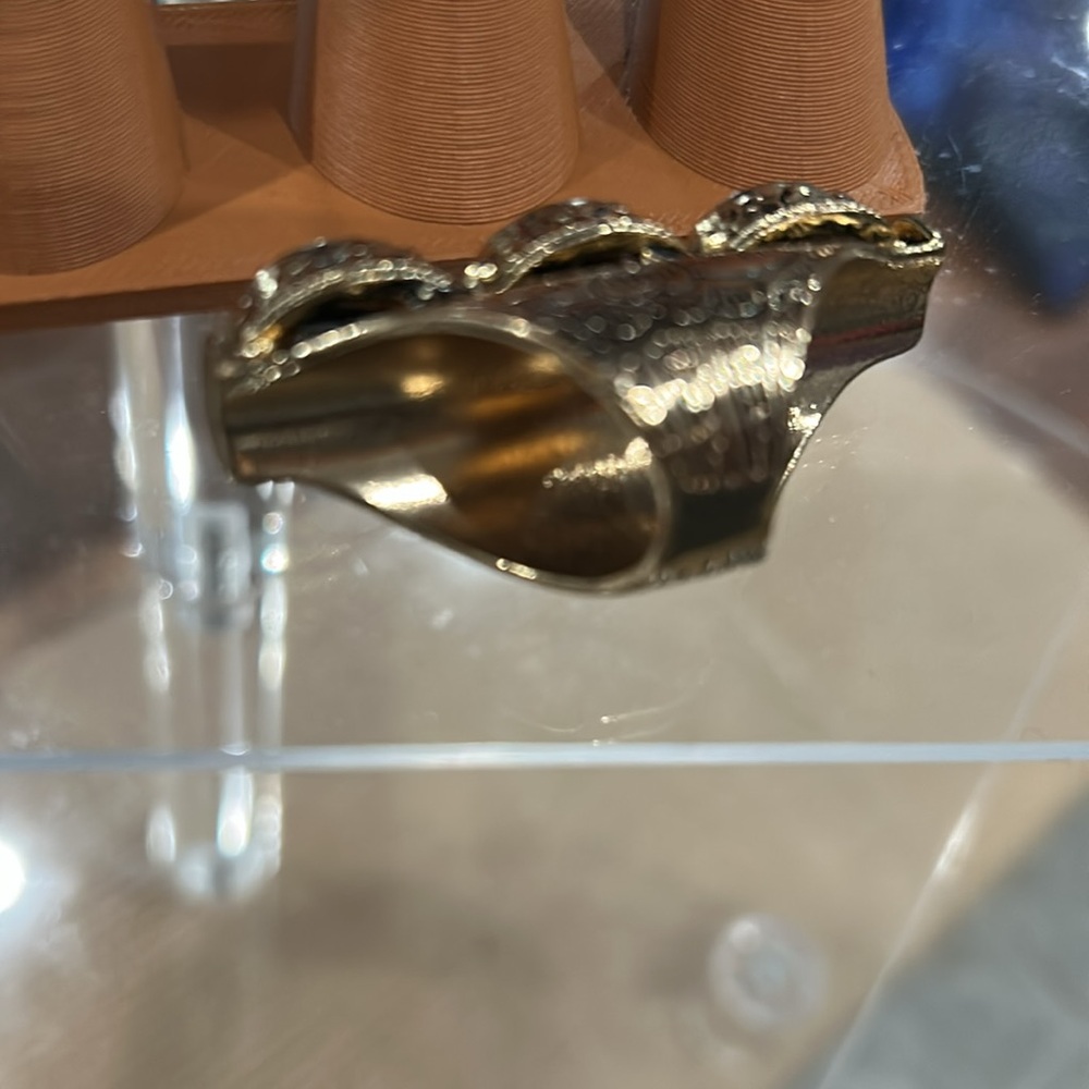 Statement-Making Rings Designer Style Ring - image 3